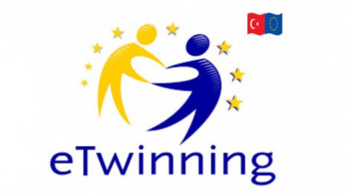 eTwinning Logo ve Posterimiz 1. Oldu!