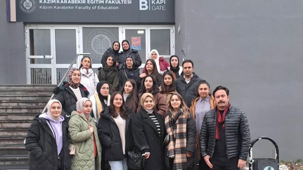 Okulumuz 12. Sınıf Öğrencileriyle Erzurum Gezisi
